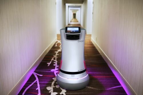 Futuristic Robot, Crowne Plaza's Dash, Savioke, Delivery Robot, San Jose Silicon Valley Hotel